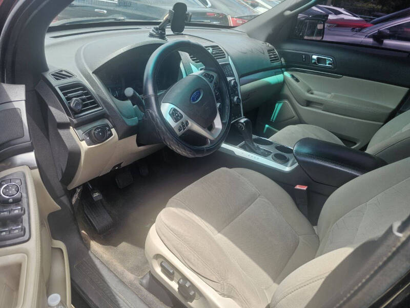 2013 Ford Explorer