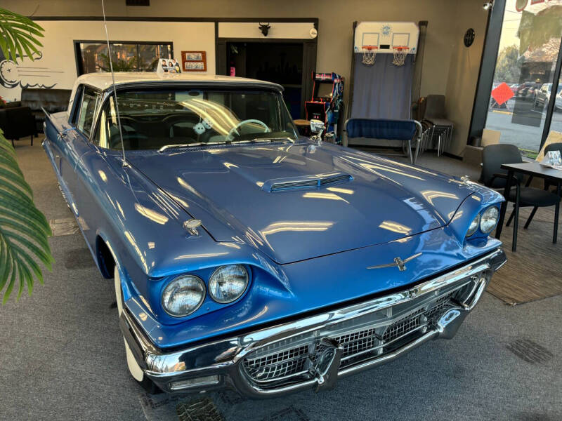 1960 Ford Thunderbird