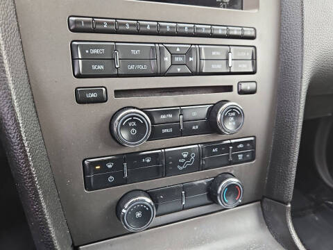 2013 Ford Mustang V6