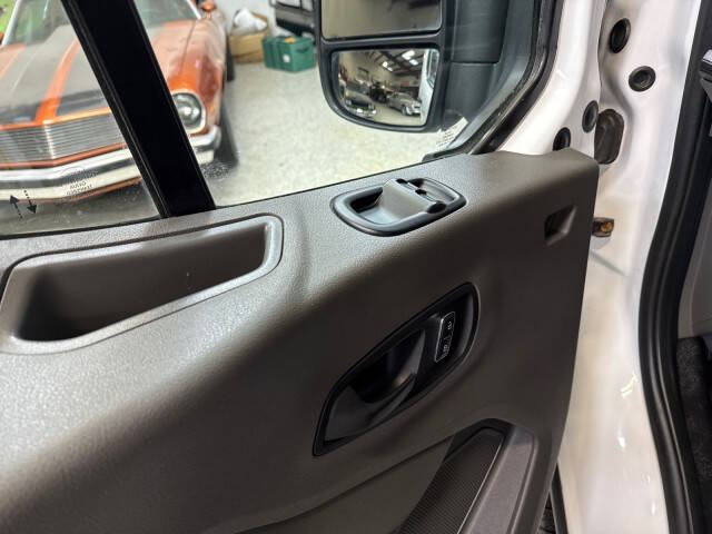 2023 Ford Transit 250