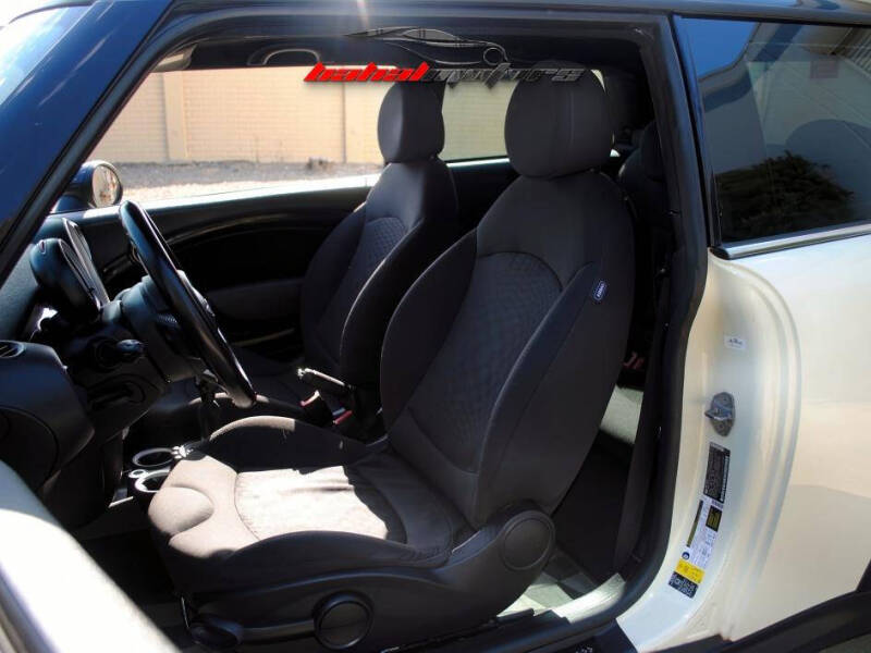 2010 MINI Cooper John Cooper Works