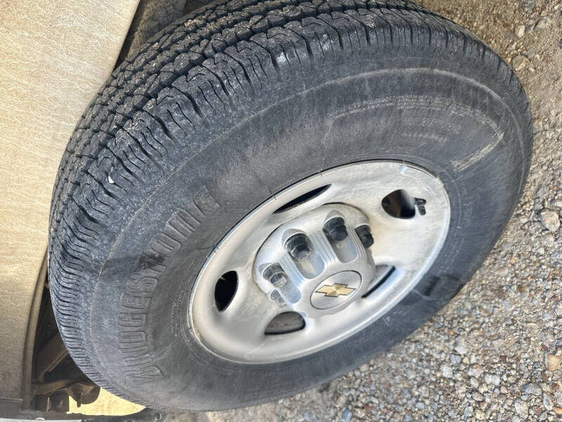 2025 Chevrolet Express 2500