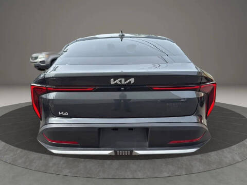 2025 Kia K4