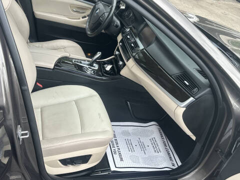 2013 BMW 5 Series 528i xDrive