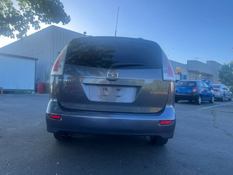 2010 Mazda MAZDA5 Sport