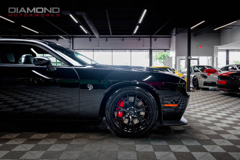 2016 Dodge Challenger SRT Hellcat
