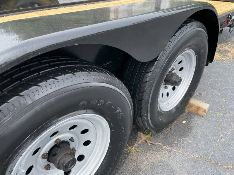 2004 Towmaster 18ft Utility Trailer