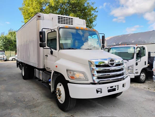 2013 Hino 268