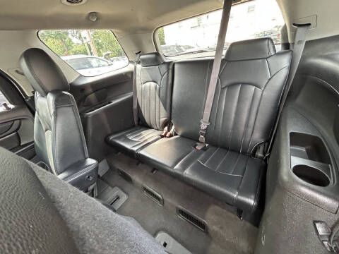2015 GMC Acadia SLE-2