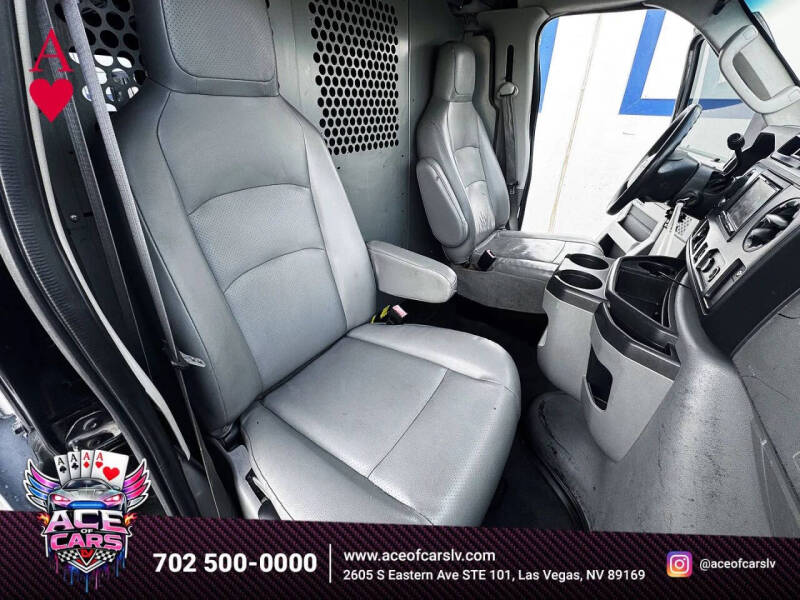 2011 Ford E-Series E-350 SD