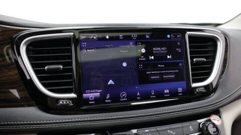 2023 Chrysler Pacifica Plug-In Hybrid Limited
