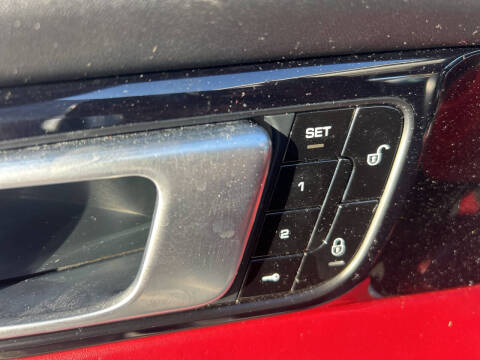 2018 Porsche Panamera 4