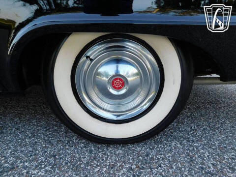 1957 Packard Clipper