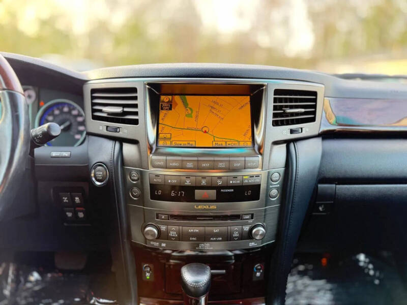 2011 Lexus LX 570