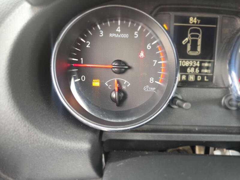 2013 Nissan Rogue SV w/SL Package