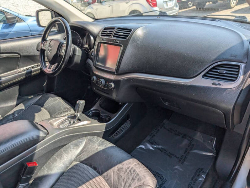 2018 Dodge Journey Crossroad