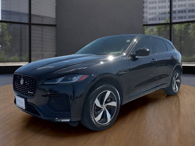 2025 Jaguar F-PACE P250 R-Dynamic S