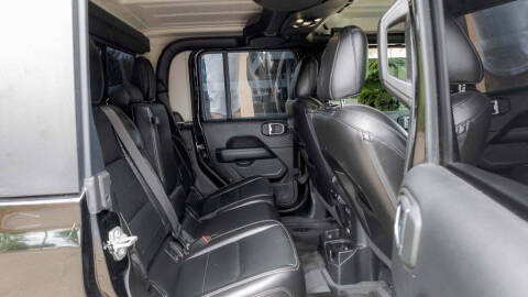 2023 Jeep Gladiator Overland