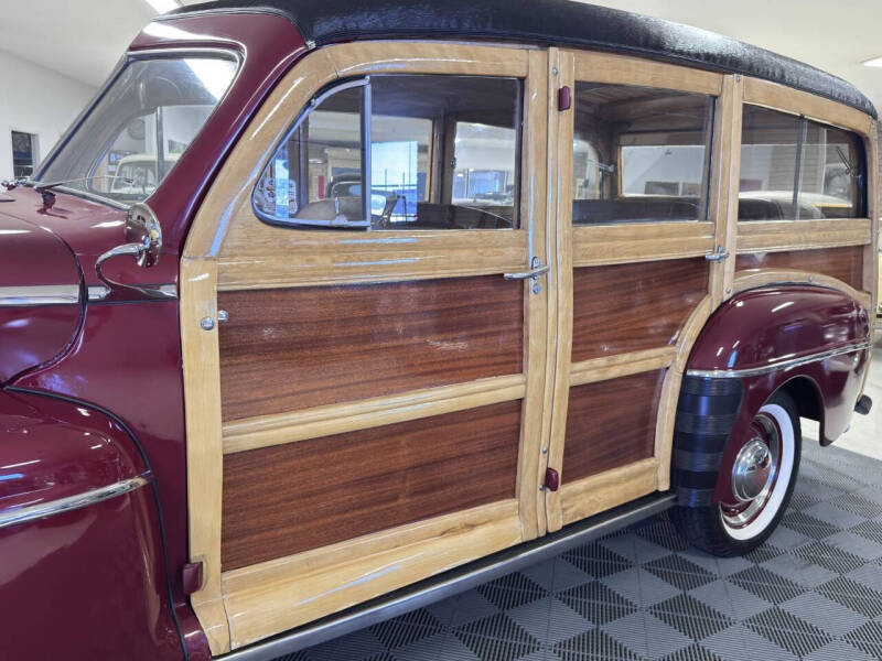 1948 Ford Super Deluxe