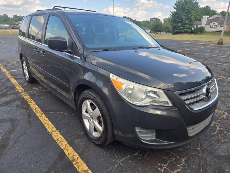 2011 Volkswagen Routan SEL