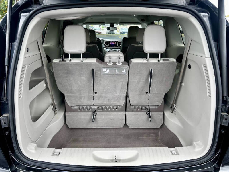 2017 Chrysler Pacifica