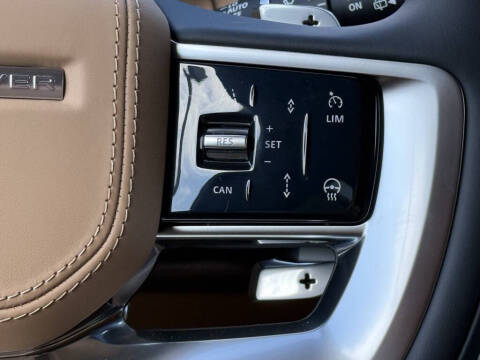 2025 Land Rover Range Rover P550e SE