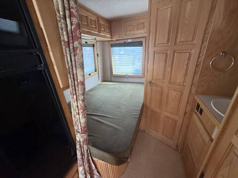 1999 Ford E-Series E-450 SD