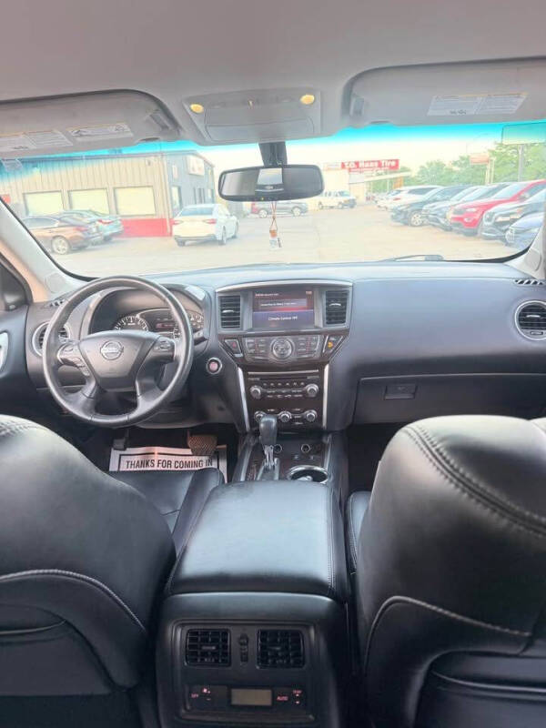 2015 Nissan Pathfinder SL