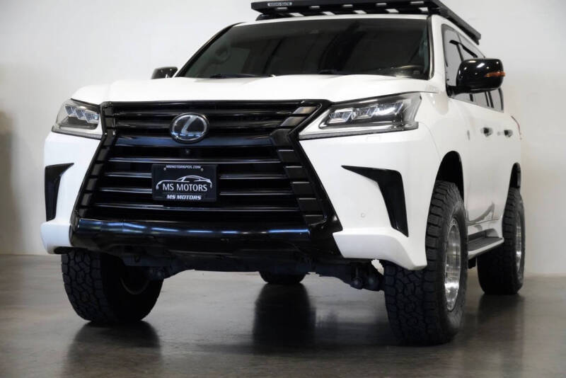 2016 Lexus LX 570