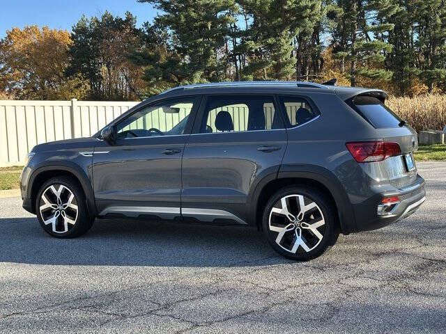 2022 Volkswagen Taos SEL 4Motion