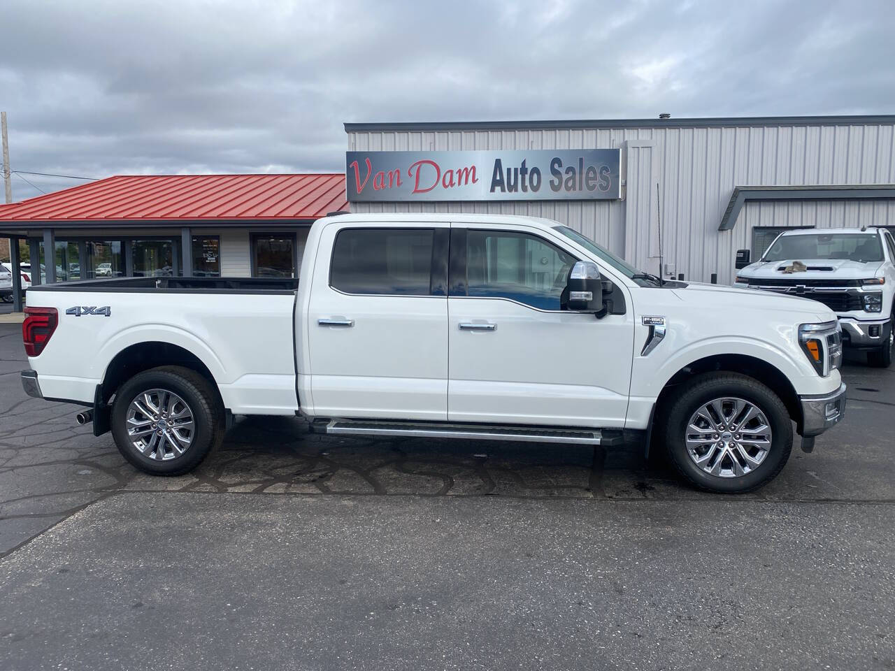 2024-ford-f-150-lariat-4x4-4dr-supercrew-6-5-ft-sb.jpg