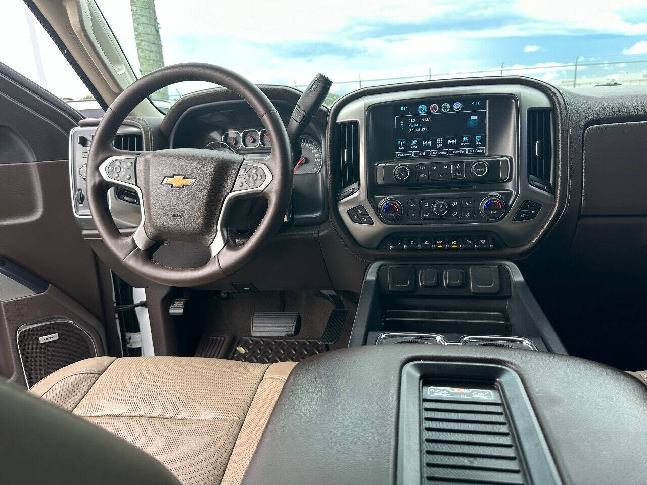 2019 CHEVROLET Silverado HD Pickup - $39,900