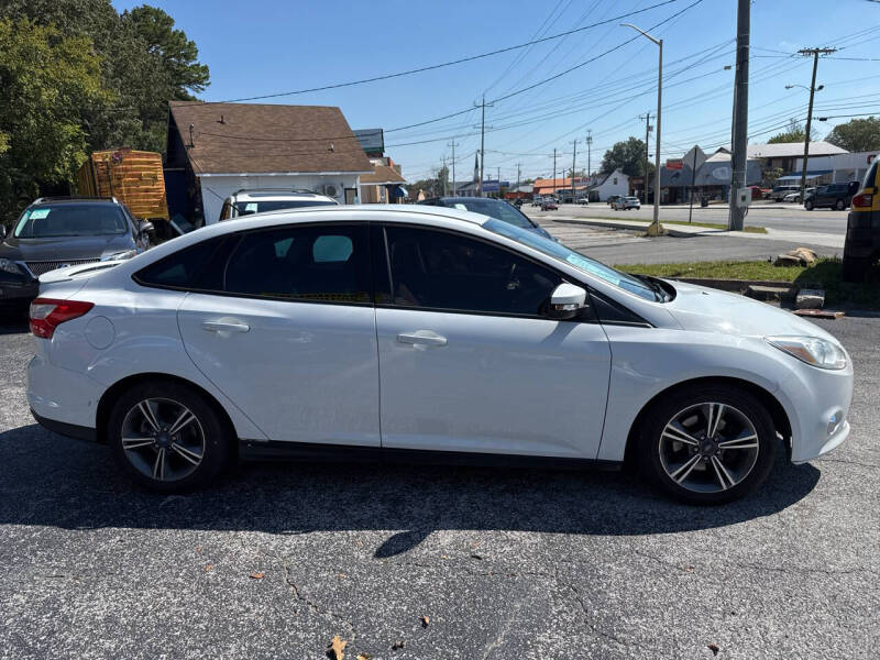2014 Ford Focus SE
