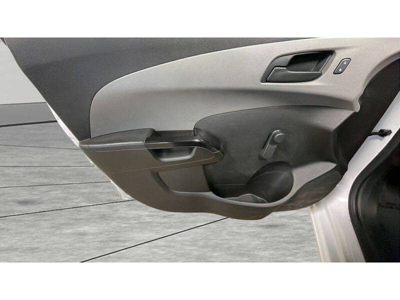 2020 Chevrolet Sonic LT