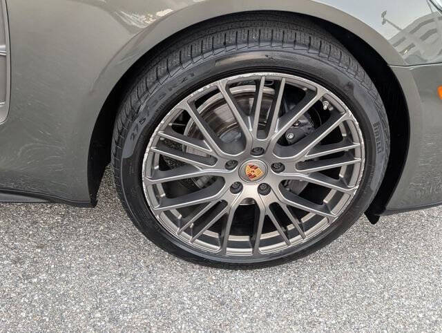 2023 Porsche Panamera