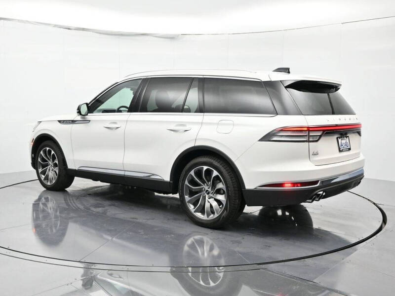 2025 Lincoln Aviator Premiere