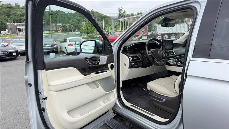 2018 Lincoln Navigator Black Label