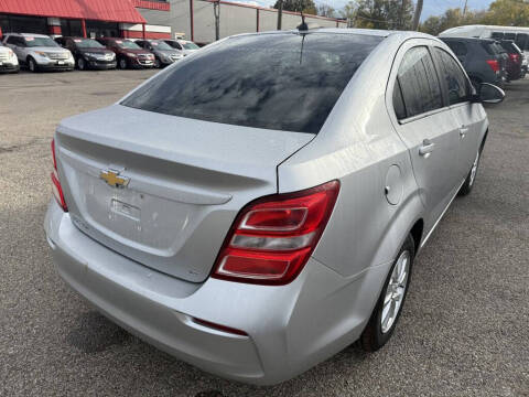 2020 Chevrolet Sonic LT