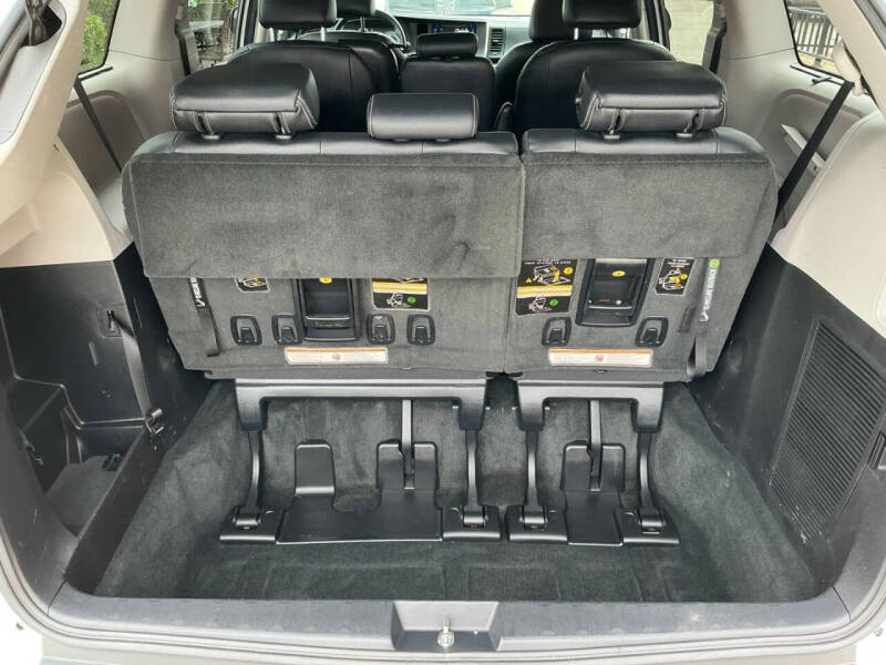 2015 Toyota Sienna