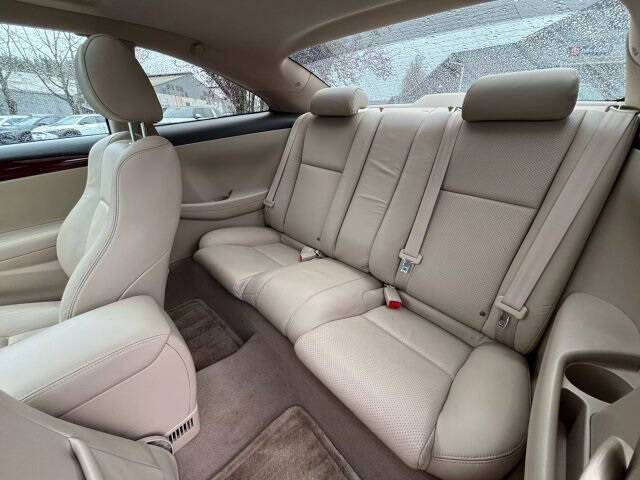 2004 Toyota Camry Solara SLE V6