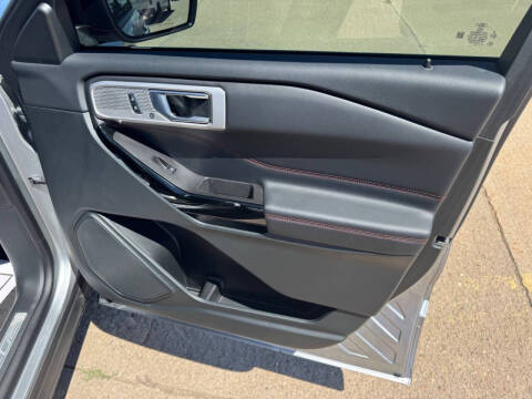 2024 Ford Explorer ST-Line