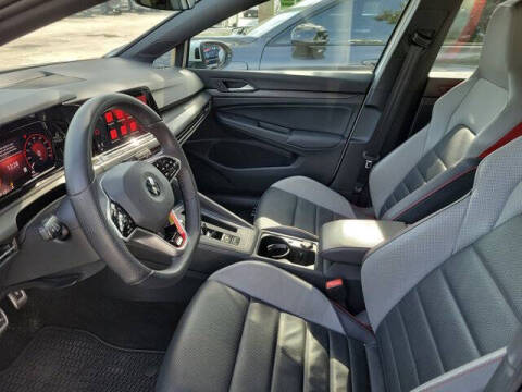 2022 Volkswagen Golf GTI SE