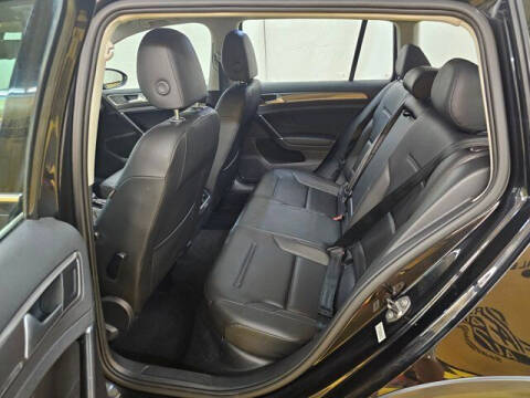 2017 Volkswagen Golf Alltrack