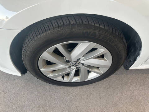 2018 Volkswagen Passat