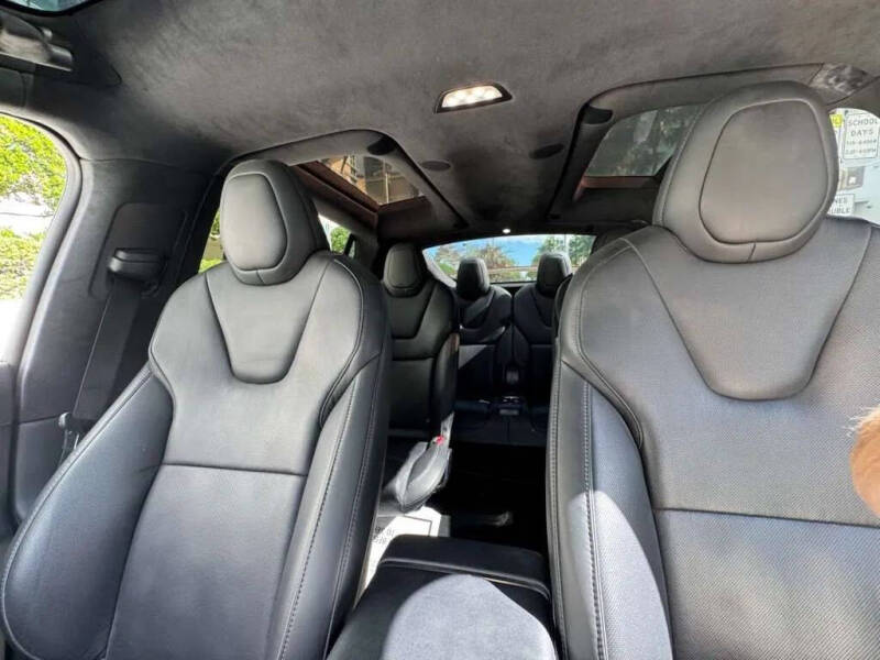 2023 Tesla Model X Plaid