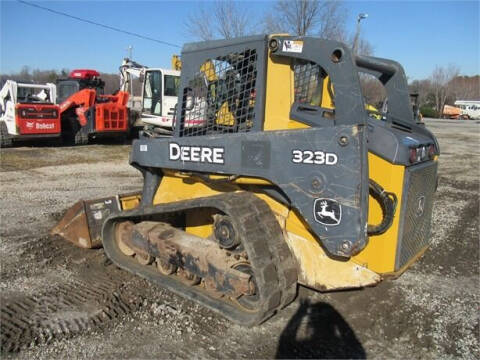 2010 John Deere 323D