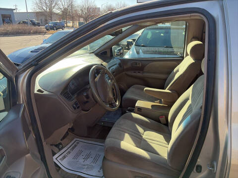 2002 Toyota Sienna LE
