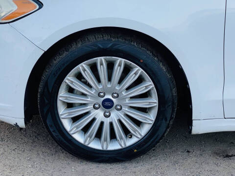 2013 Ford Fusion Hybrid SE