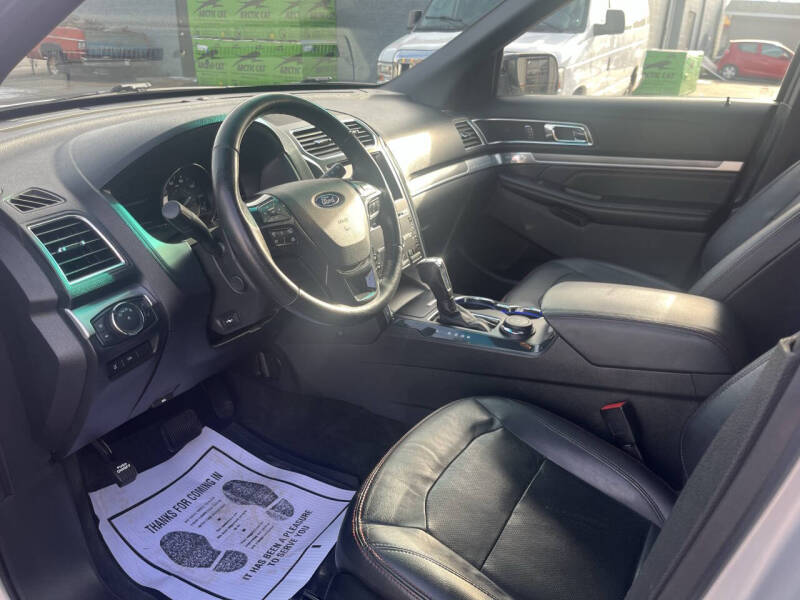 2016 Ford Explorer Sport