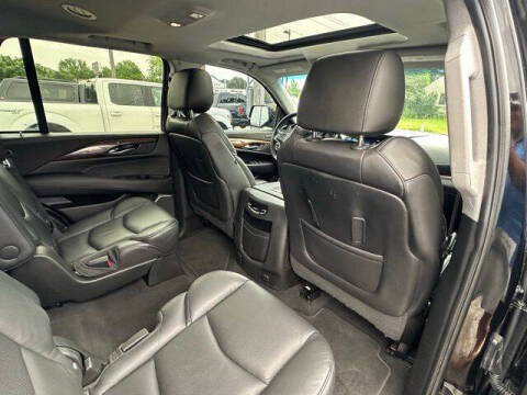 2020 Cadillac Escalade Luxury
